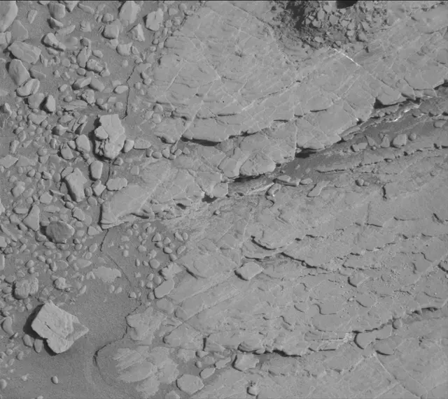 Sol 2492: Mast Camera (Mastcam)