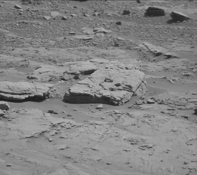 Sol 2492: Mast Camera (Mastcam)