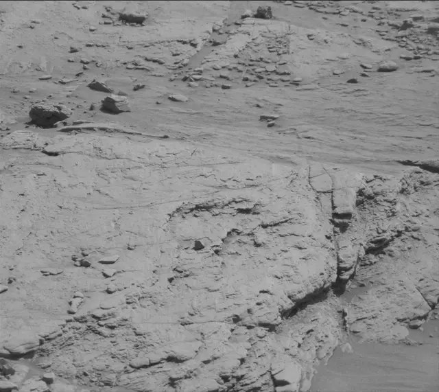 Sol 2492: Mast Camera (Mastcam)