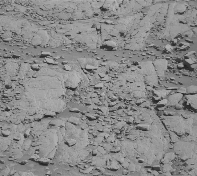 Sol 2492: Mast Camera (Mastcam)