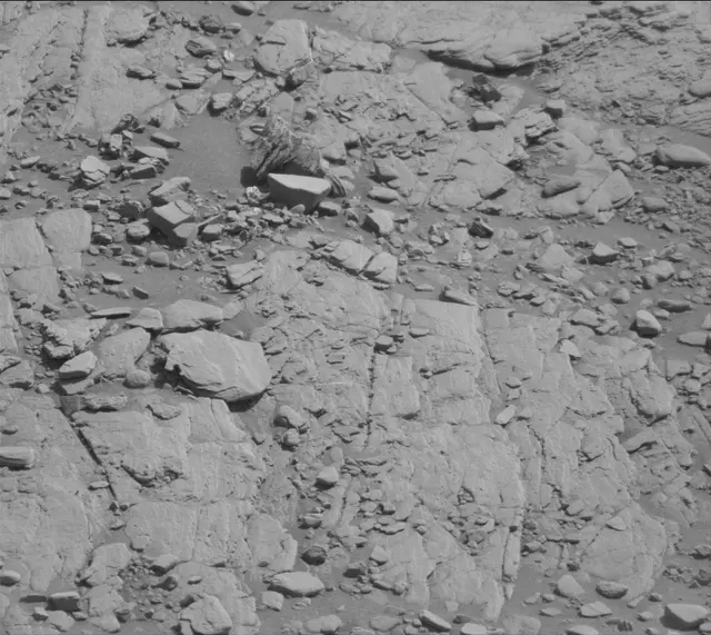 Sol 2492: Mast Camera (Mastcam)
