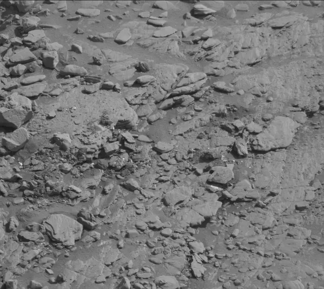 Sol 2492: Mast Camera (Mastcam)