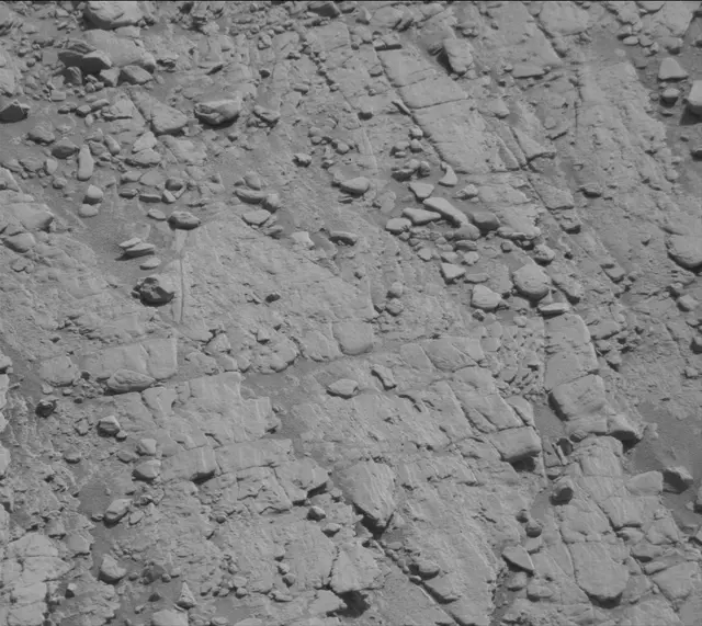 Sol 2492: Mast Camera (Mastcam)