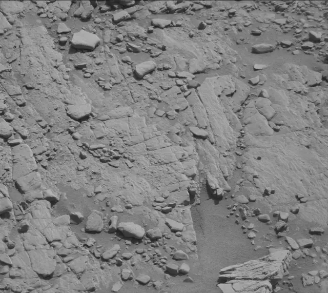 Sol 2492: Mast Camera (Mastcam)