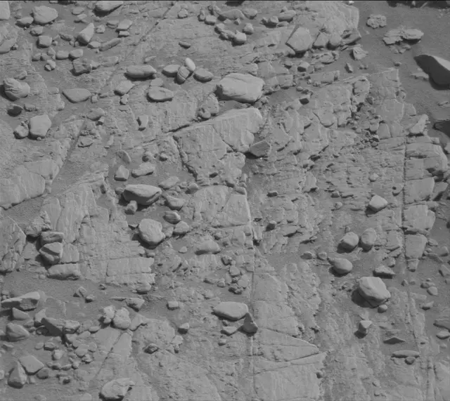 Sol 2492: Mast Camera (Mastcam)