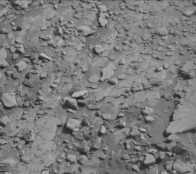 Sol 2492: Mast Camera (Mastcam)