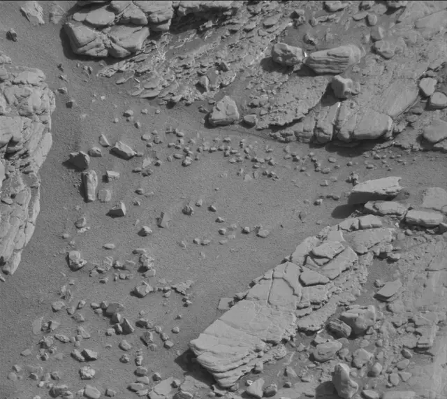 Sol 2492: Mast Camera (Mastcam)