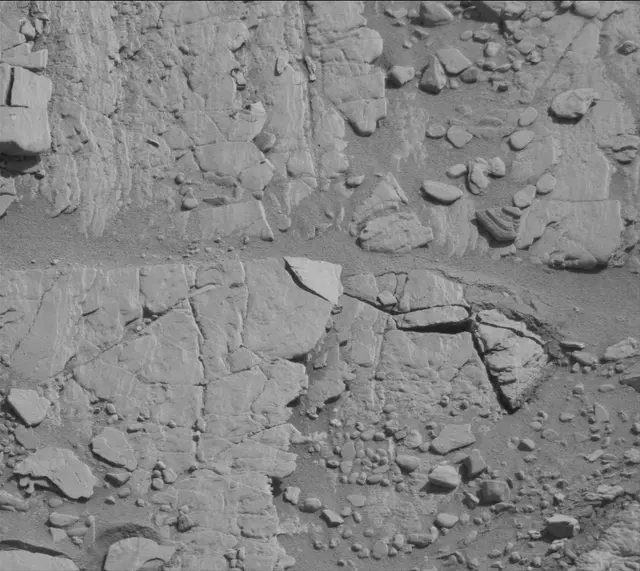 Sol 2492: Mast Camera (Mastcam)