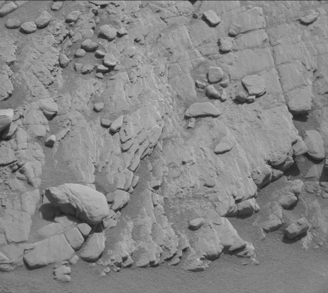 Sol 2492: Mast Camera (Mastcam)