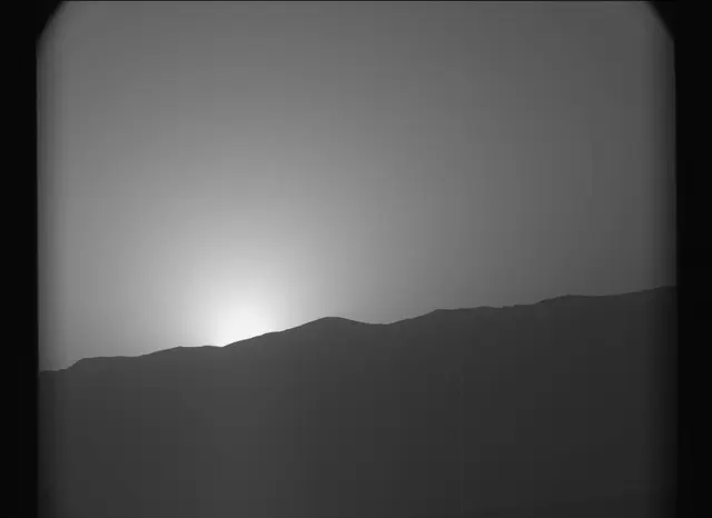 Sol 2501: Mast Camera (Mastcam)