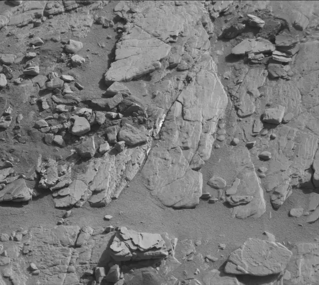 Sol 2502: Mast Camera (Mastcam)