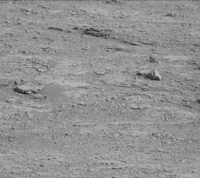 Sol 2502: Mast Camera (Mastcam)