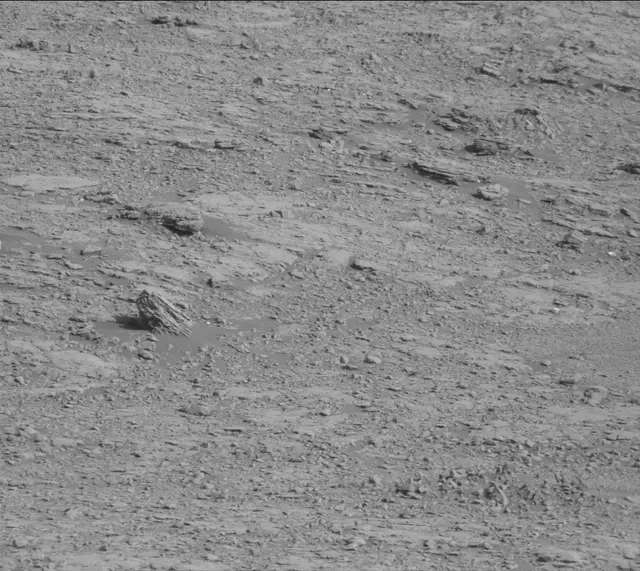 Sol 2502: Mast Camera (Mastcam)