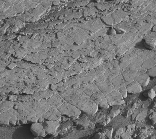 Sol 2502: Mast Camera (Mastcam)