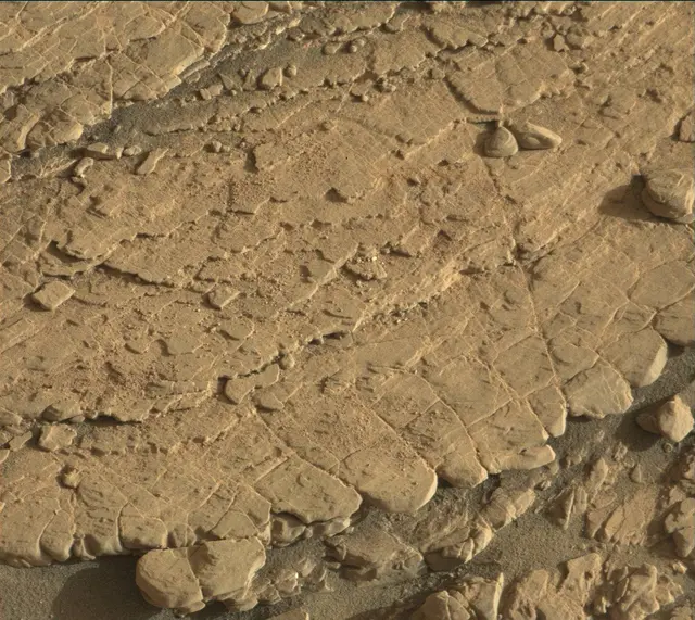 Sol 2502: Mast Camera (Mastcam)