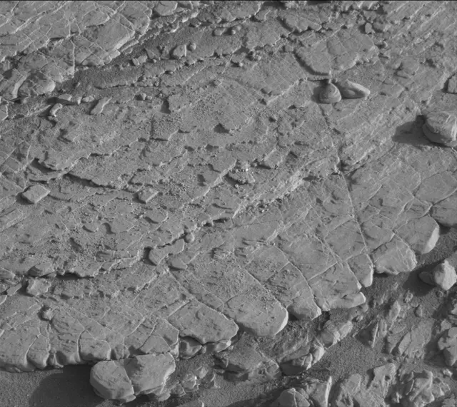Sol 2502: Mast Camera (Mastcam)
