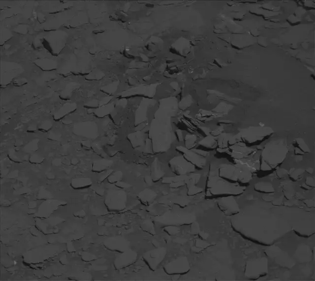 Sol 2504: Mast Camera (Mastcam)