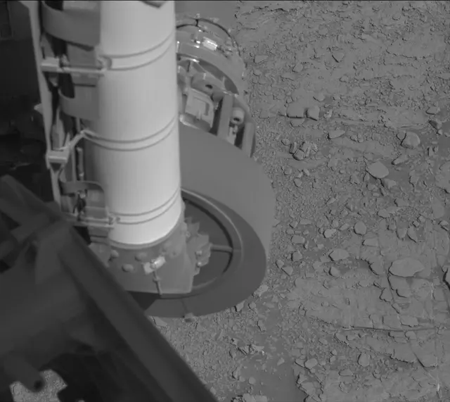 Sol 2523: Mast Camera (Mastcam)