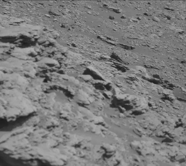Sol 2523: Mast Camera (Mastcam)
