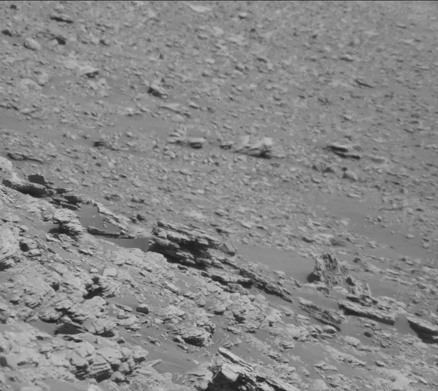 Sol 2523: Mast Camera (Mastcam)