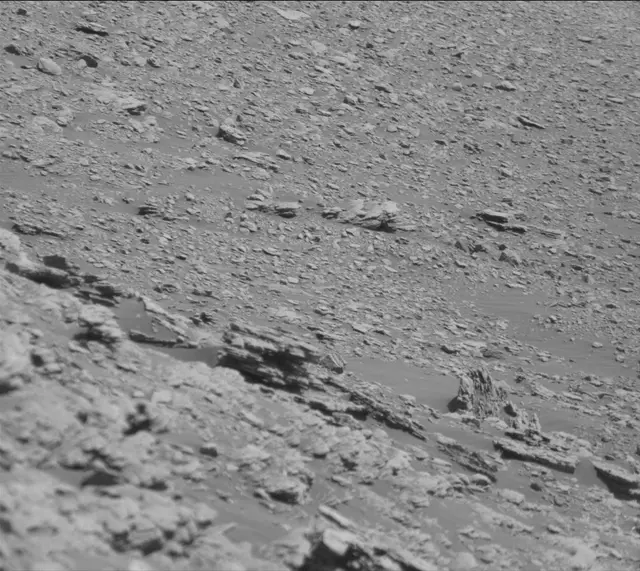 Sol 2523: Mast Camera (Mastcam)