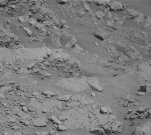 Sol 2523: Mast Camera (Mastcam)