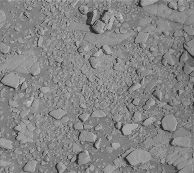 Sol 2523: Mast Camera (Mastcam)