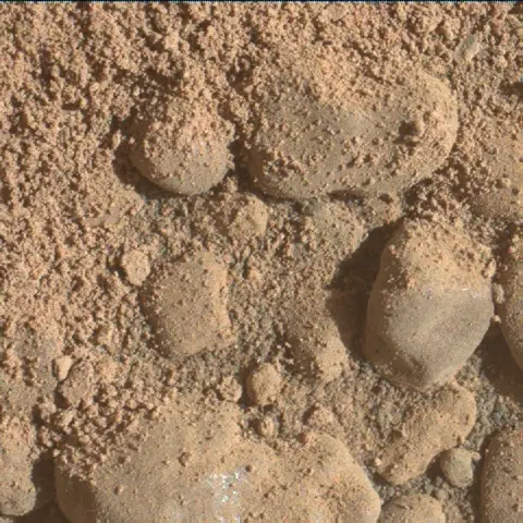 Sol 2523: Mars Hand Lens Imager (MAHLI)