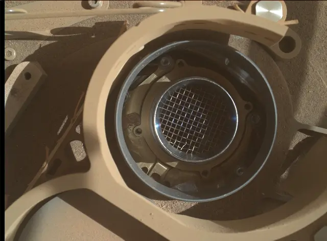 Sol 2523: Mars Hand Lens Imager (MAHLI)