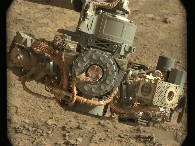 Sol 2524: Mast Camera (Mastcam)