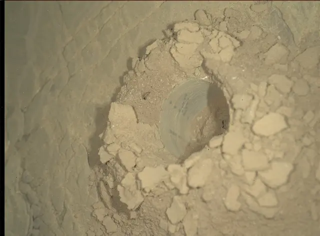 Sol 2524: Mars Hand Lens Imager (MAHLI)