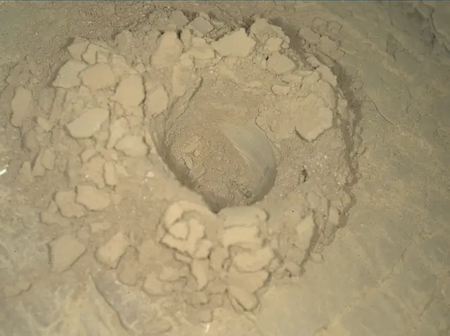 Sol 2524: Mars Hand Lens Imager (MAHLI)