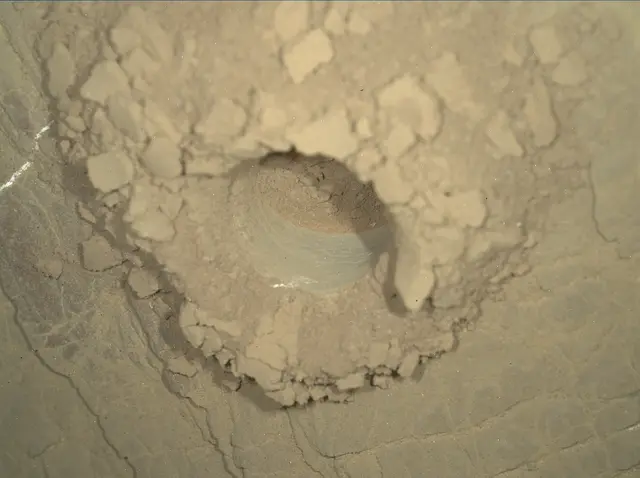 Sol 2524: Mars Hand Lens Imager (MAHLI)