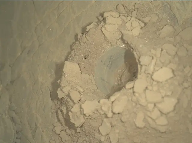 Sol 2524: Mars Hand Lens Imager (MAHLI)