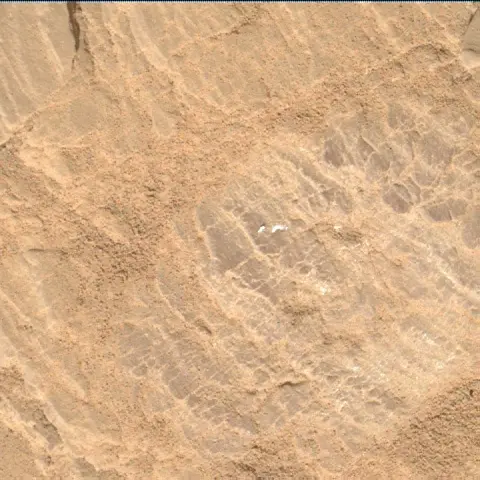 Sol 2525: Mars Hand Lens Imager (MAHLI)