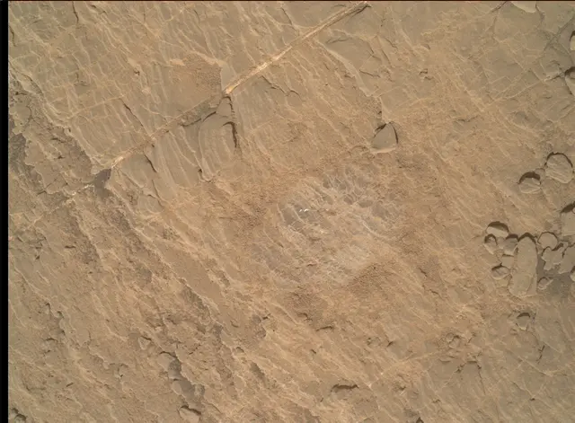 Sol 2525: Mars Hand Lens Imager (MAHLI)