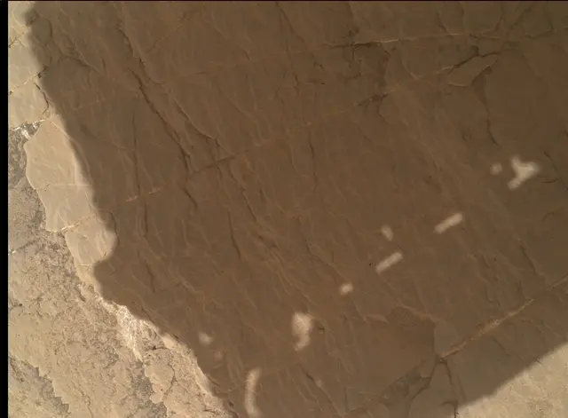 Sol 2526: Mars Hand Lens Imager (MAHLI)