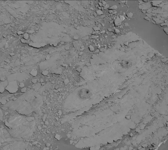Sol 2528: Mast Camera (Mastcam)