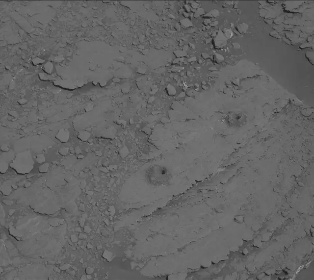 Sol 2528: Mast Camera (Mastcam)