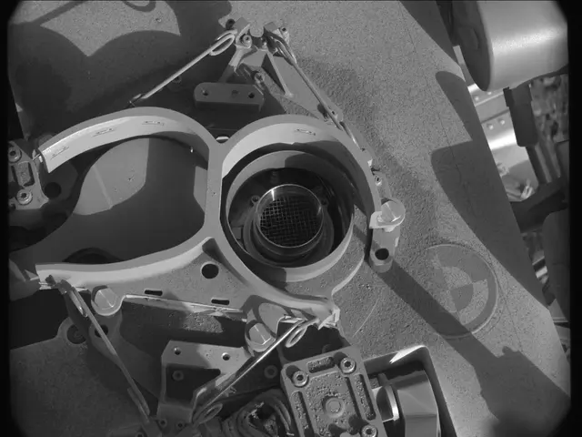 Sol 2531: Mast Camera (Mastcam)