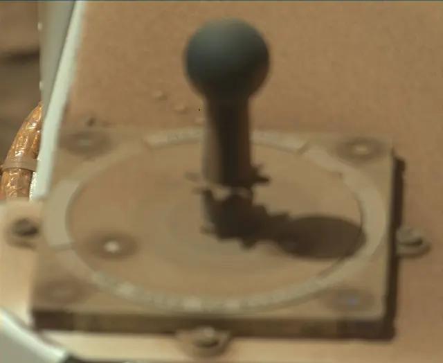 Sol 2532: Mast Camera (Mastcam)