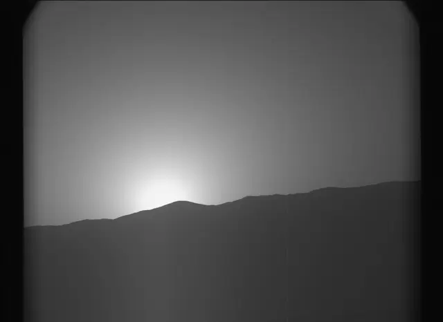 Sol 2535: Mast Camera (Mastcam)