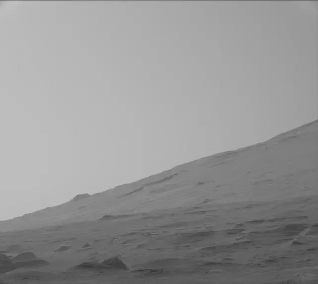 Sol 2541: Mast Camera (Mastcam)