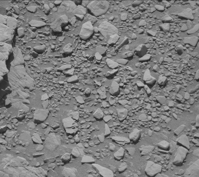 Sol 2548: Mast Camera (Mastcam)