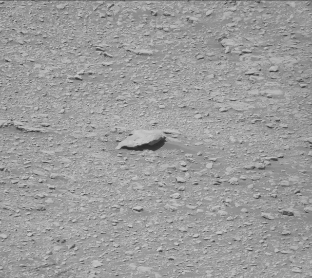 Sol 2550: Mast Camera (Mastcam)