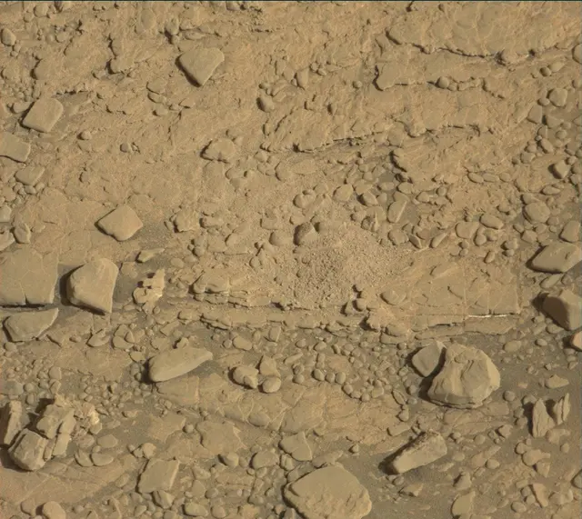 Sol 2550: Mast Camera (Mastcam)