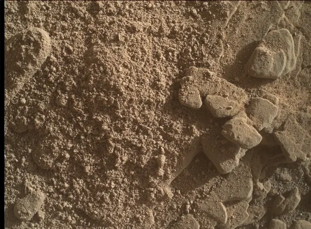 Sol 2551: Mars Hand Lens Imager (MAHLI)