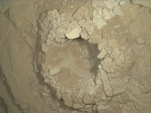 Sol 2551: Mars Hand Lens Imager (MAHLI)