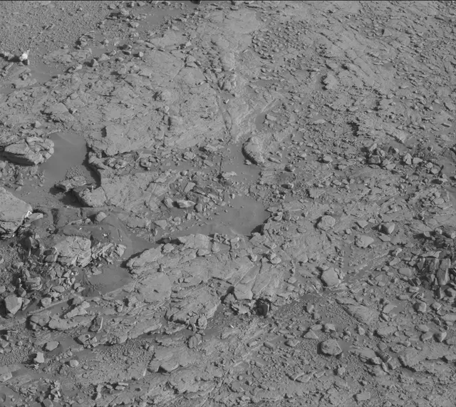Sol 2553: Mast Camera (Mastcam)