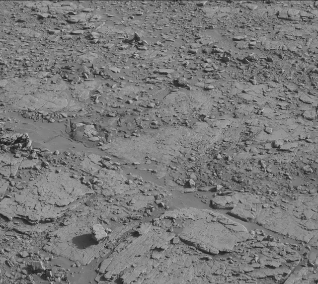 Sol 2553: Mast Camera (Mastcam)